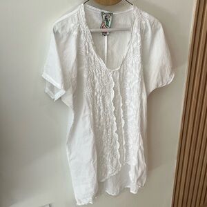 Johnny Was Floral Embroidered White Top Size XS